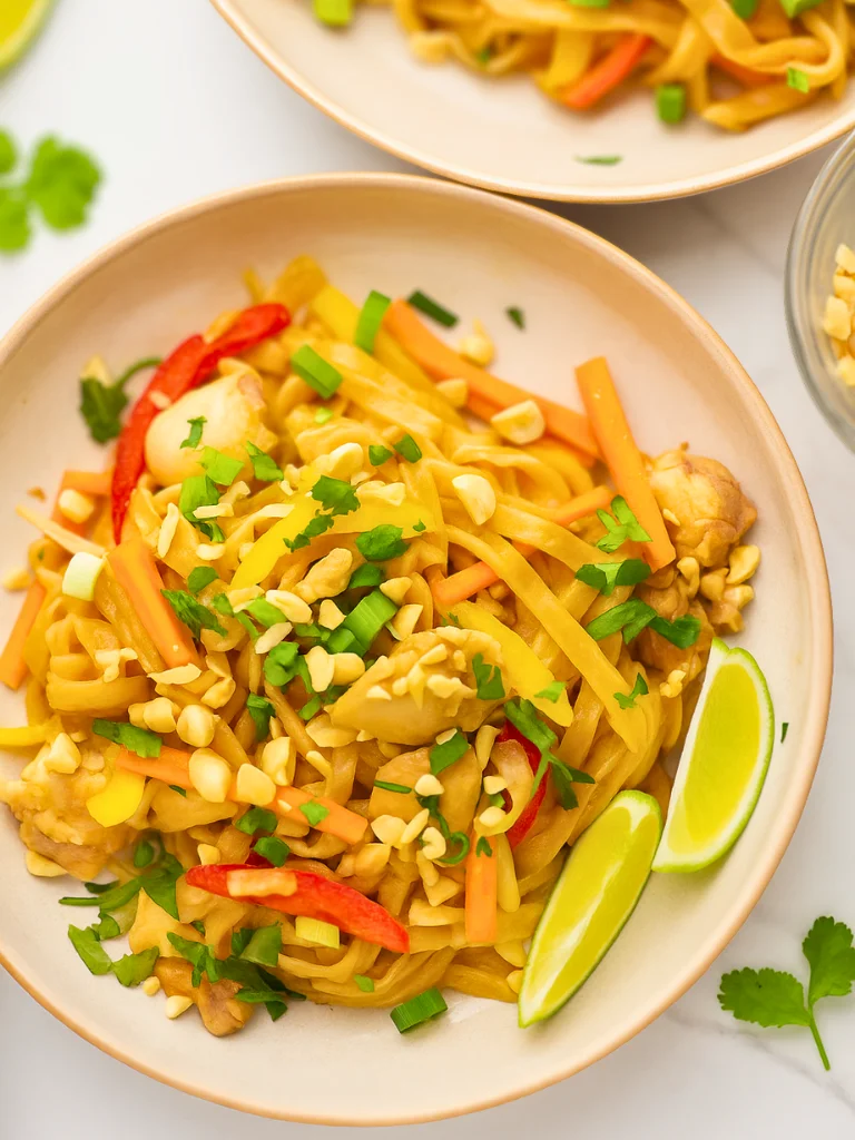 Instant Pot Chicken Pad Thai
